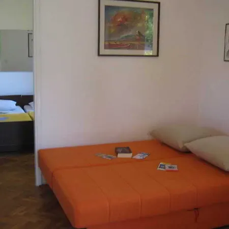 Apartament Ivica *
